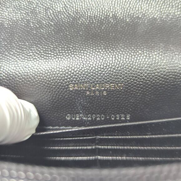 Yves Saint Laurent Yves Saint Laurent YSL Logo Plate Leather Chain Shoulder - Picture 7 of 10